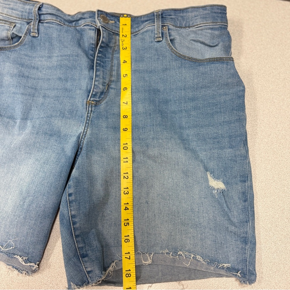 Plus -Universal Thread Distressed Light Blue Deni… - image 5